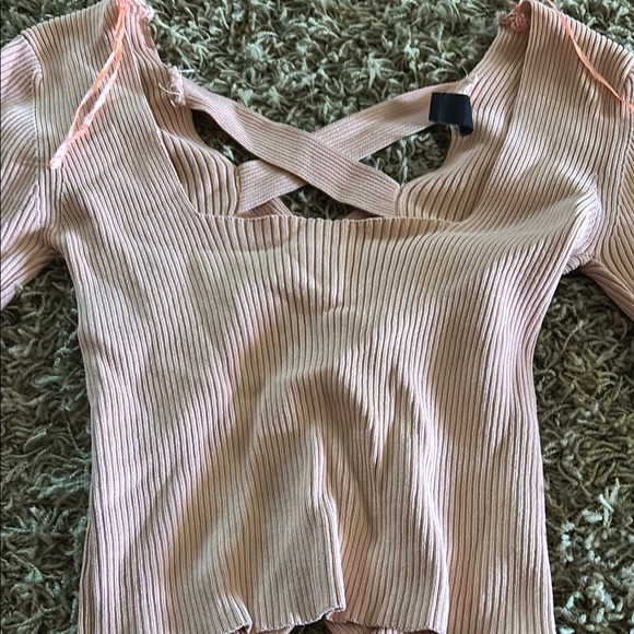 Pink Ribbed Women's Top - Picture 2 of 4